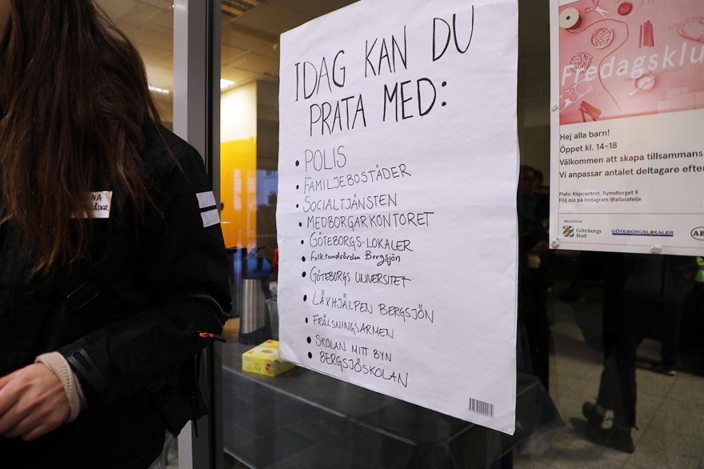 Dialog i fokus på Bergsjöns nya mingelcafé